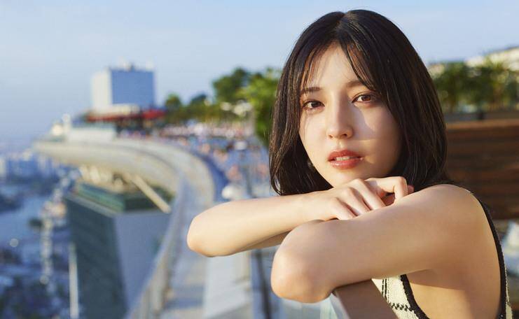Amazon.co.jp: 乃木坂46 早川聖来 水着 写真集着用モデル : おもちゃ